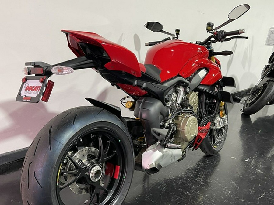 2024 Ducati Streetfighter V4 S Red