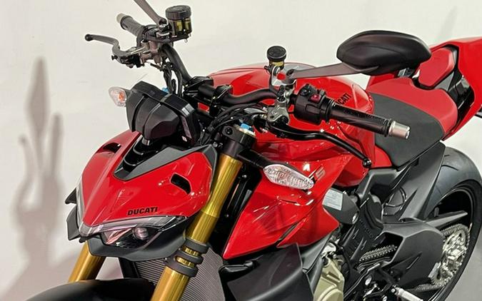 2024 Ducati Streetfighter V4 S Red