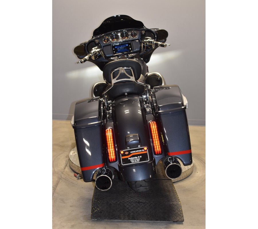 2019 Harley-Davidson CVO Street Glide