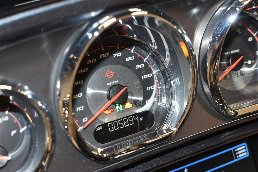 2019 Harley-Davidson CVO Street Glide