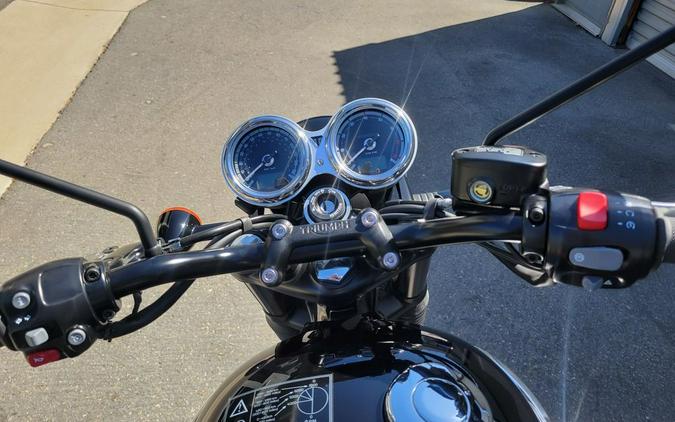 2026 Triumph Bonneville T120 Black Jet black