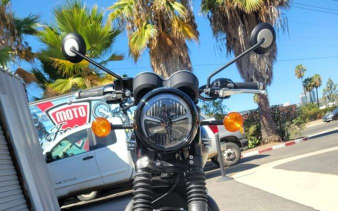 2026 Triumph Bonneville T120 Black Jet black