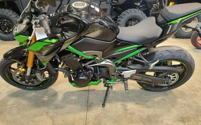 2024 Kawasaki Z900 SE ABS