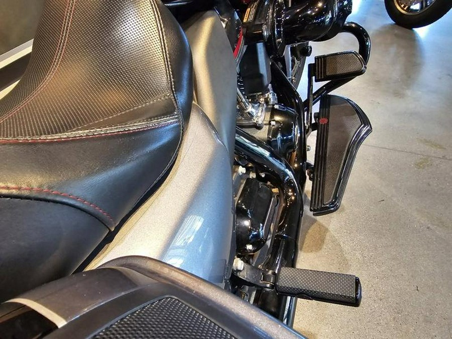 2019 Harley-Davidson® FLTRXSE - CVO™ Road Glide®