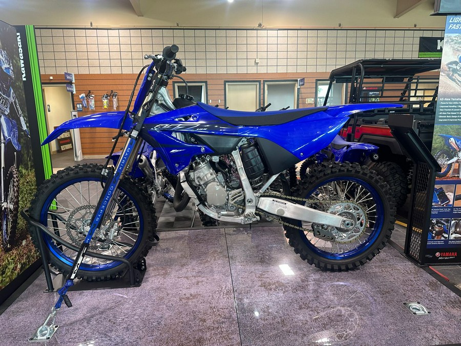 2023 Yamaha YZ125P2L