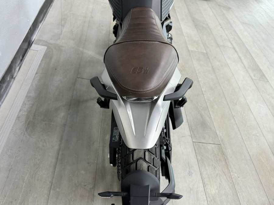 2023 Moto Morini® Seiemmezzo SCR
