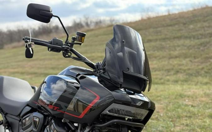 2025 Harley-Davidson® RA1250ST - Pan America® 1250 ST
