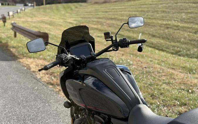 2025 Harley-Davidson® RA1250ST - Pan America® 1250 ST