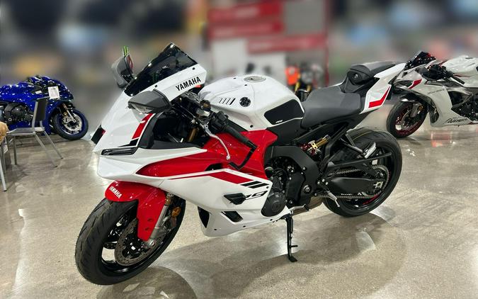2025 Yamaha YZF-R9