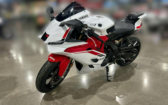 2025 Yamaha YZF-R9