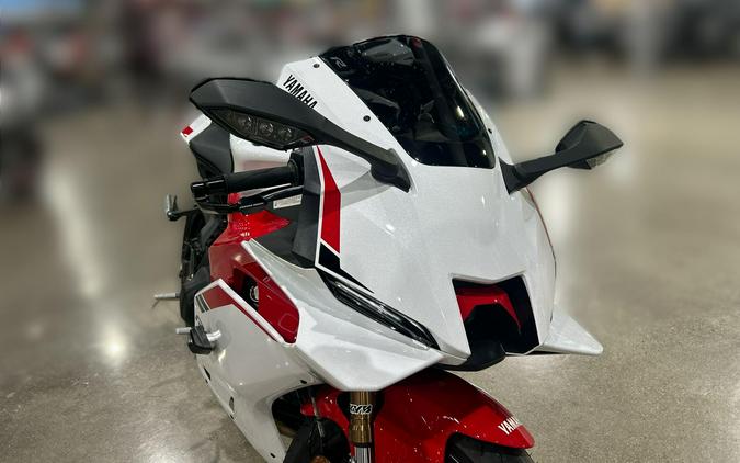 2025 Yamaha YZF-R9