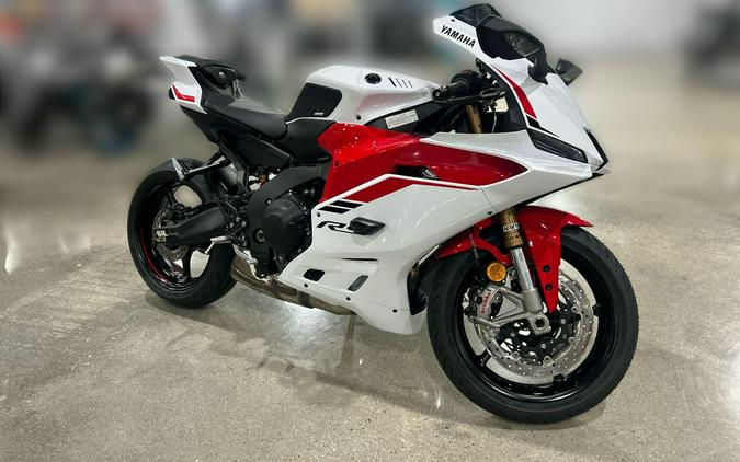 2025 Yamaha YZF-R9