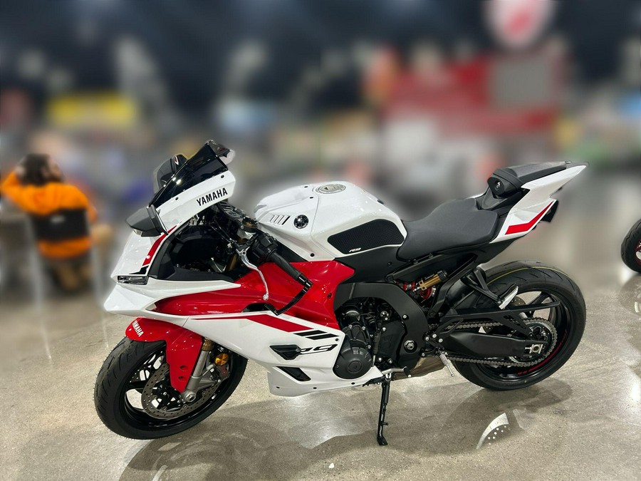 2025 Yamaha YZF-R9