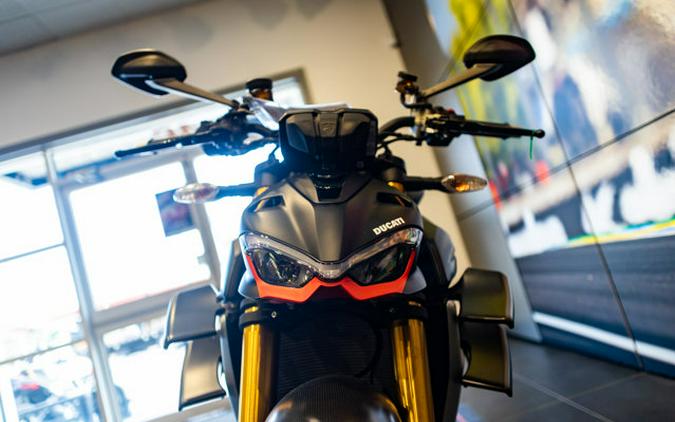 2025 Ducati Streetfighter V4 SP2