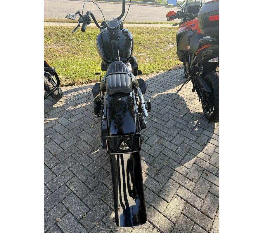 2020 Harley-Davidson® FLSL - Softail® Softail Slim®