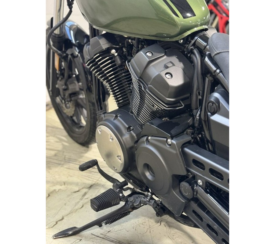 2014 Yamaha Bolt GLACIER BLUE