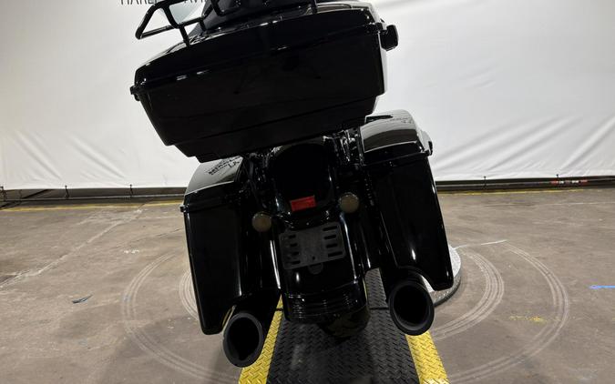 2022 Harley-Davidson® Street Glide® Special Vivid Black - Black Finish