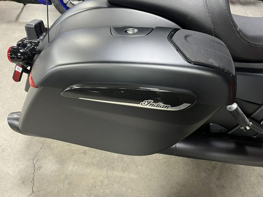 2025 Indian Challenger Dark Horse 112 W/Powerband Audio Blac