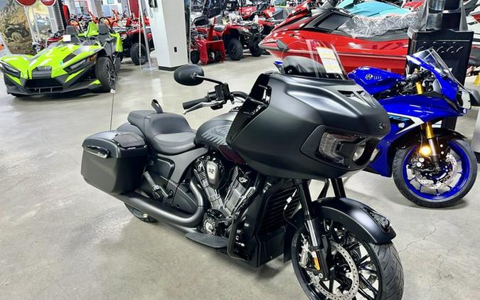 2025 Indian Challenger Dark Horse 112 W/Powerband Audio Blac
