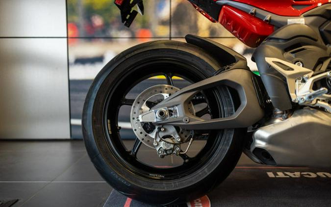2025 Ducati STREETFIGHTER V4S