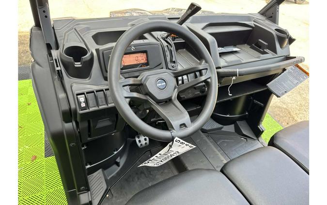 2026 Can-Am DEFENDER DPS HD9