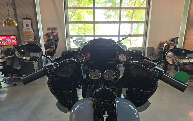 FLTRT 2024 Road Glide 3