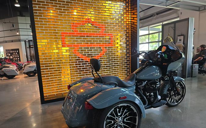 FLTRT 2024 Road Glide 3
