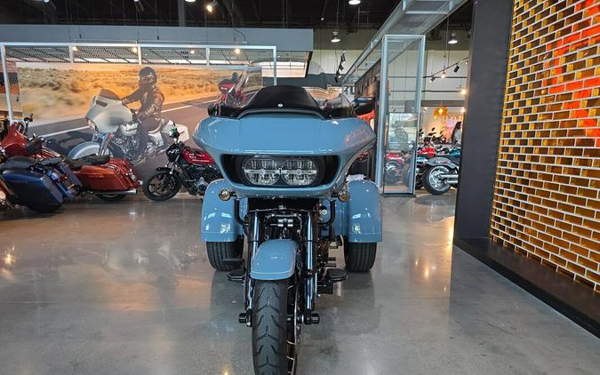 FLTRT 2024 Road Glide 3