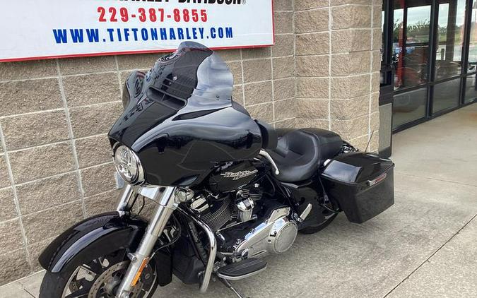 2020 Harley-Davidson® FLHX - Street Glide®