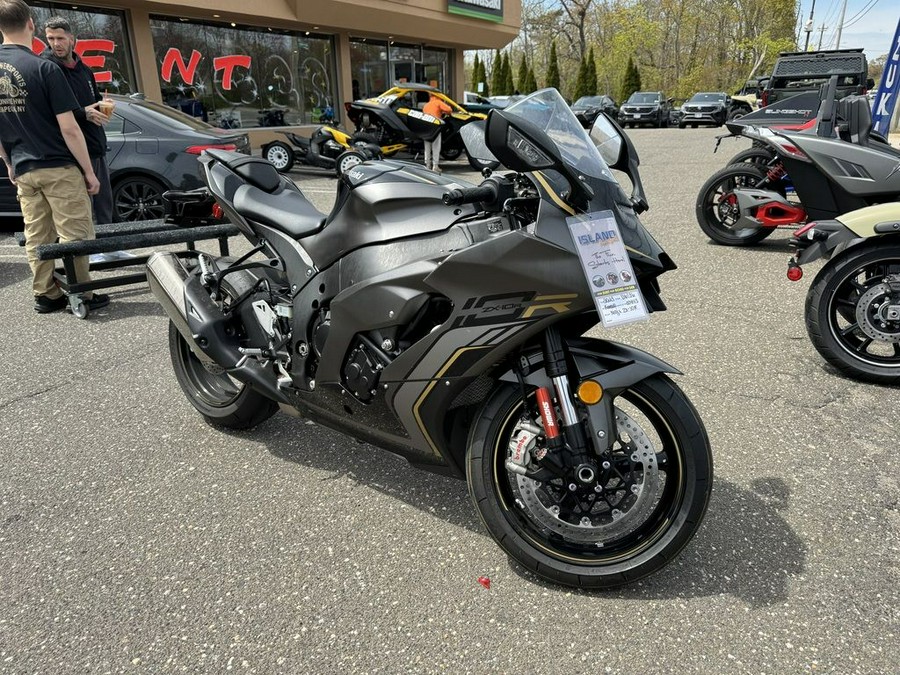 2023 Kawasaki Ninja® ZX™-10R Base