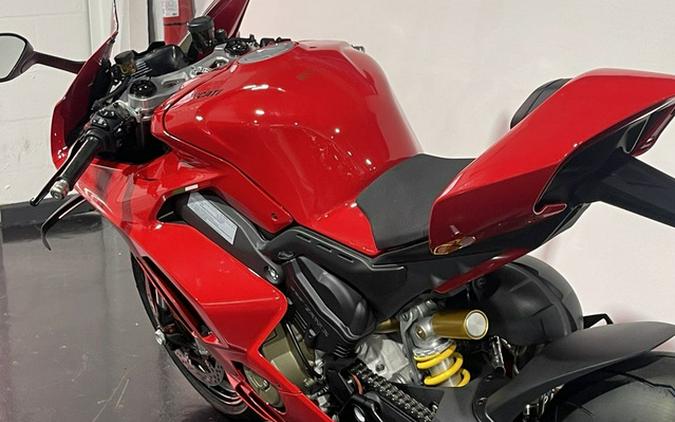 2024 Ducati Panigale V4 Red