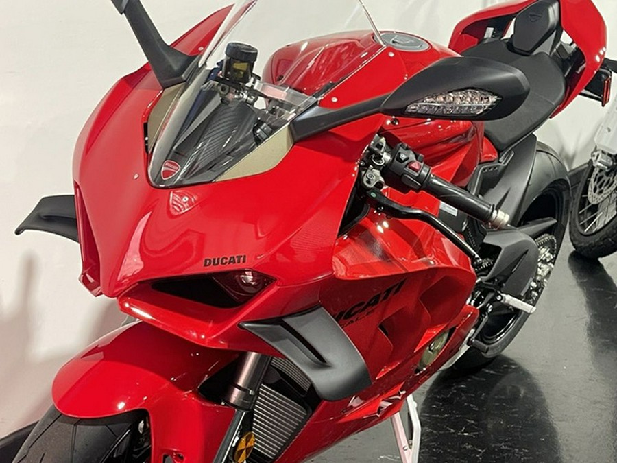 2024 Ducati Panigale V4 Red