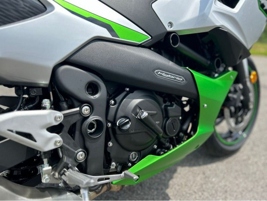 2024 Kawasaki Ninja® 7 Hybrid ABS