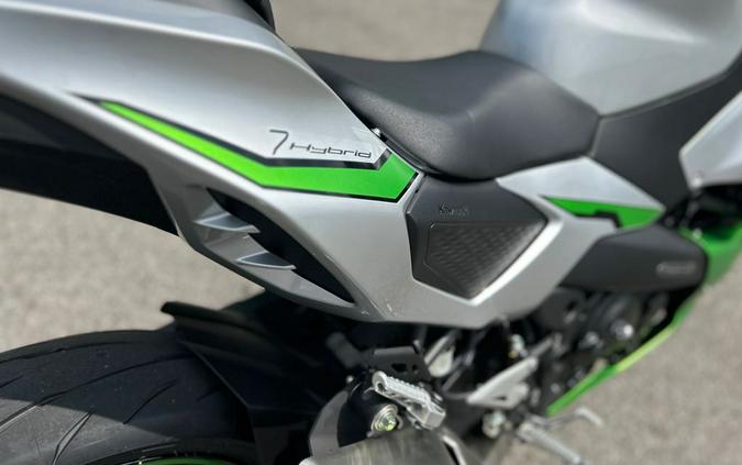 2024 Kawasaki Ninja® 7 Hybrid ABS