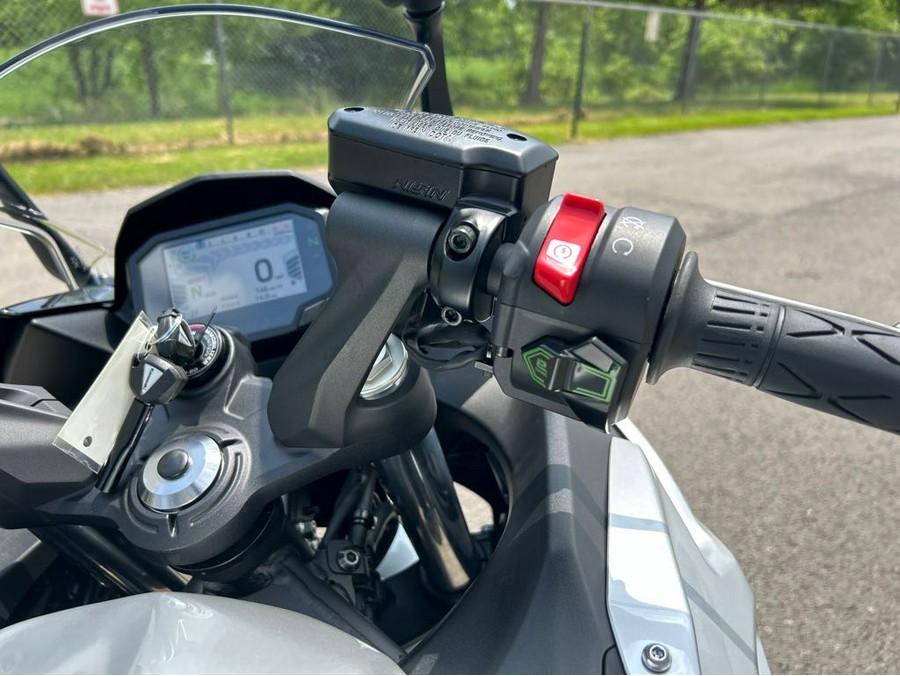 2024 Kawasaki Ninja® 7 Hybrid ABS