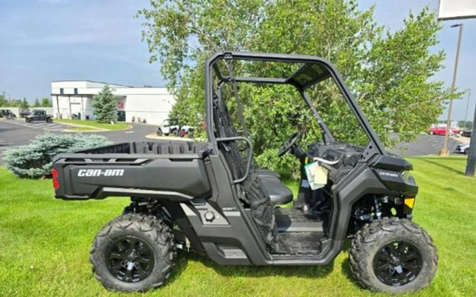 2024 Can-Am Defender DPS HD9 Timeless Black