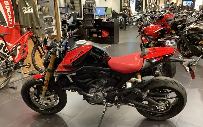 2024 Ducati Monster SP