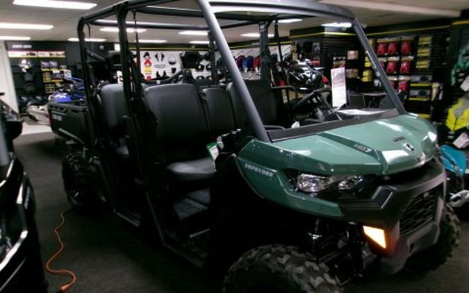 2025 Can-Am Defender MAX DPS HD7