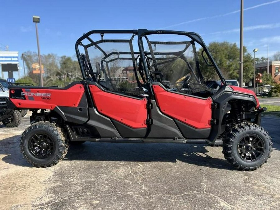 2025 Honda® Pioneer 1000-6 Deluxe Crew