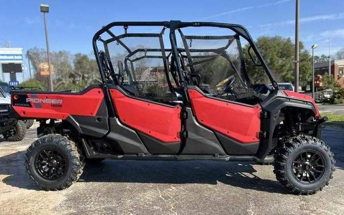 2025 Honda® Pioneer 1000-6 Deluxe Crew