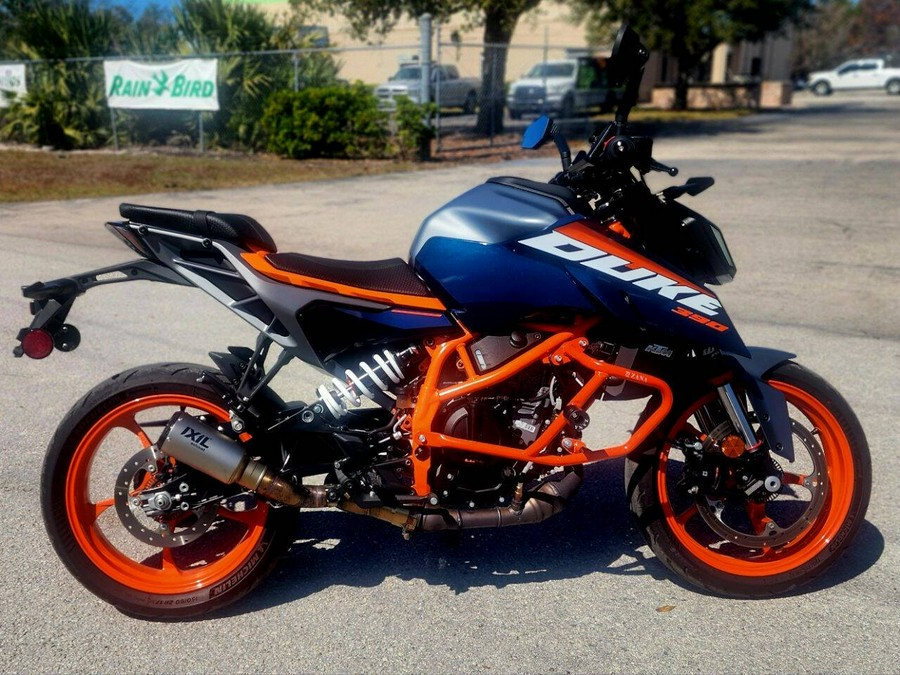 2024 KTM Duke 390