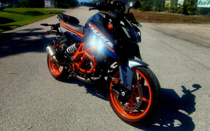2024 KTM Duke 390