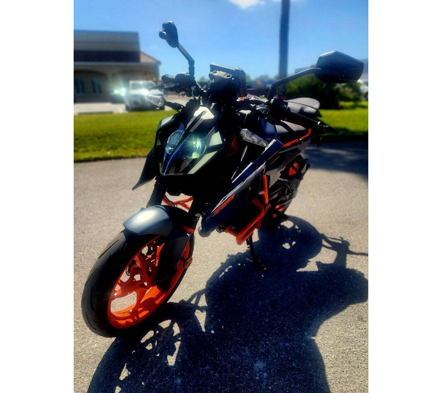 2024 KTM Duke 390