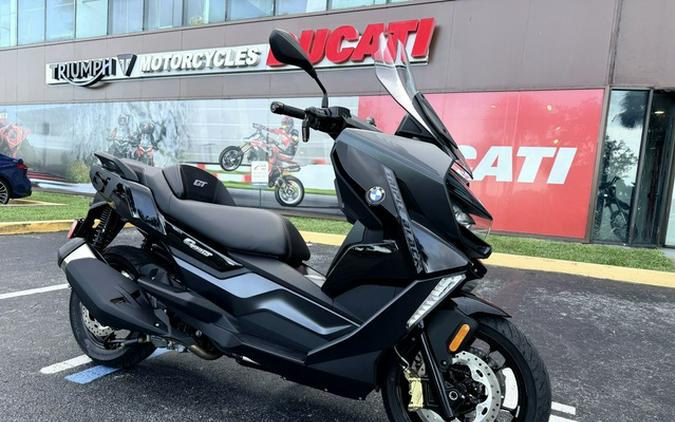 2022 BMW C 400 GT Triple Black