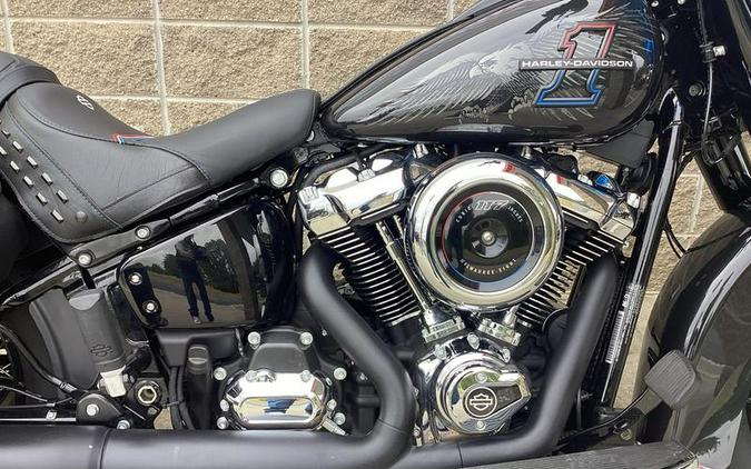 2026 Harley-Davidson® FLHC - Heritage Classic