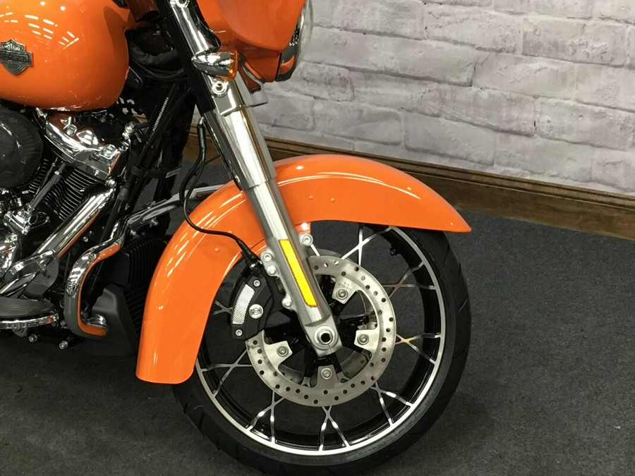 2023 Harley-Davidson Street Glide Special Baja Orange FLHXS