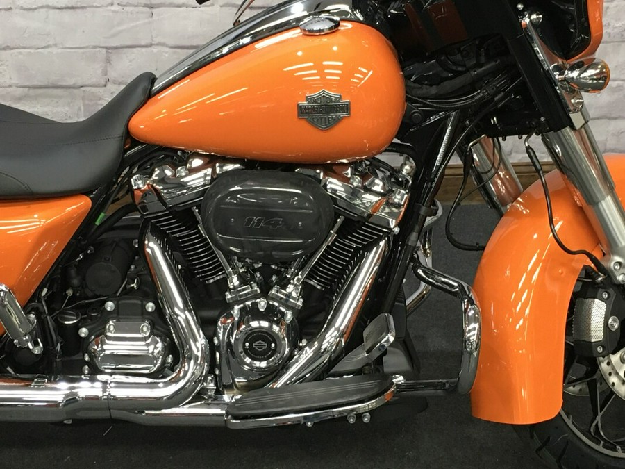 2023 Harley-Davidson Street Glide Special Baja Orange FLHXS