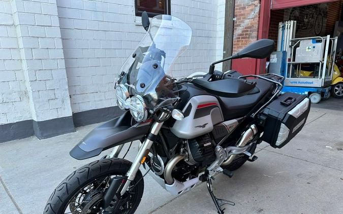 2023 Moto Guzzi V85 TT Travel