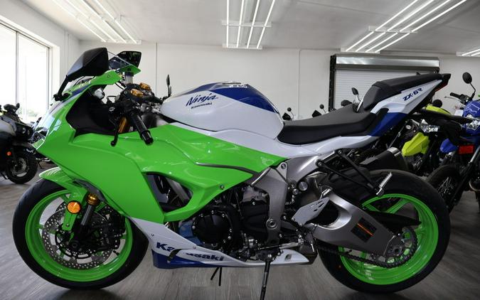 2024 Kawasaki Ninja® ZX™-6R 40th Anniversary Edition ABS