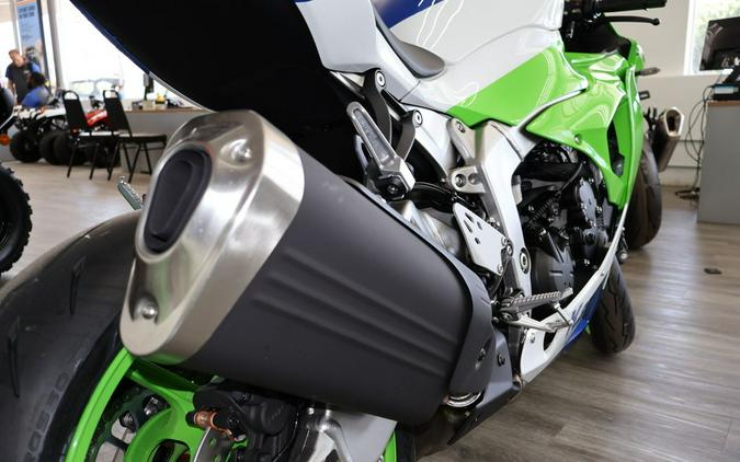 2024 Kawasaki Ninja® ZX™-6R 40th Anniversary Edition ABS